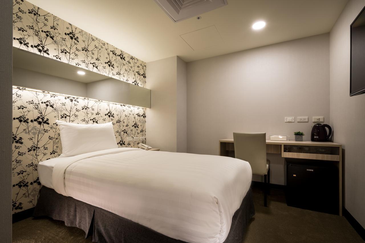 Urhome Hotel Taipeh Exterior foto
